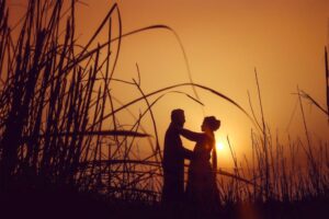 الحب الأول .. لحظات من الحياة في أذواق (بيكسيل)