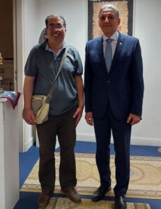 الكاتب عبد السلام الزغيبي مع السفير المصري في اليونان (أذواق)