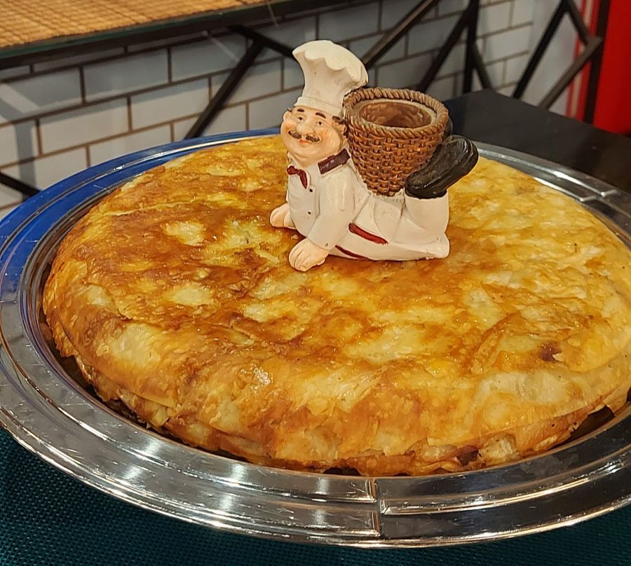 طريقة عمل الرقاق باللحم من شيف أميرة حسن (الصور ة بتصريح من شيف أميرة حسن)