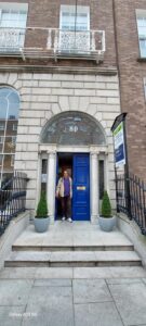  عبد السلام الزغيبي يكتب عن أبواب دبلن (الصور خاص أذواق)