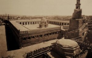 معرض حي السيدة زينب تقرير أذواق (الصور إدارة المعرض)  